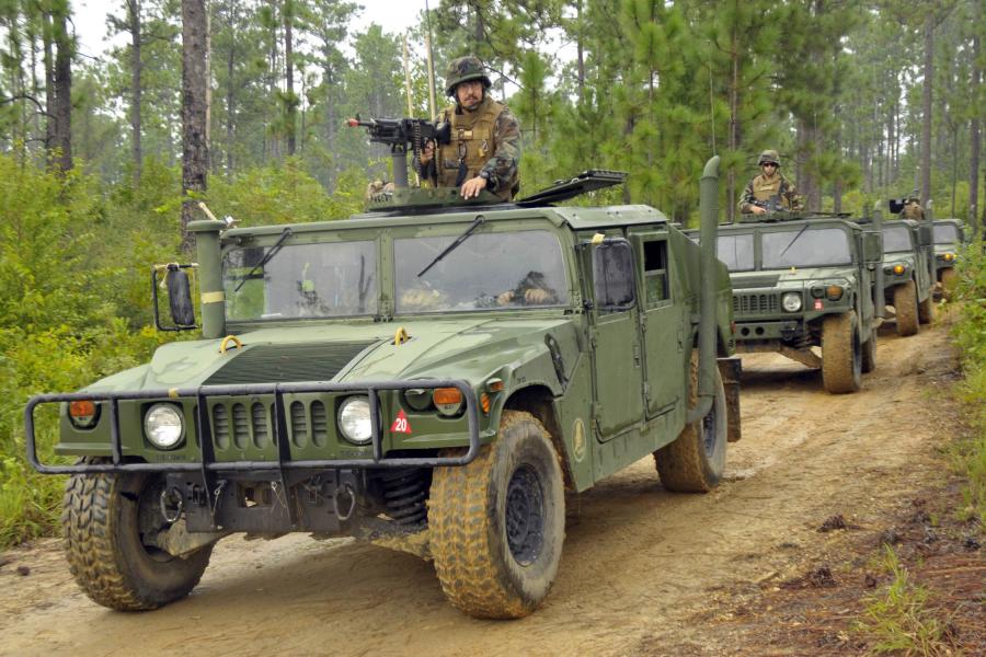 HMMWV M1043 1984 года  (фото 3 из 4)